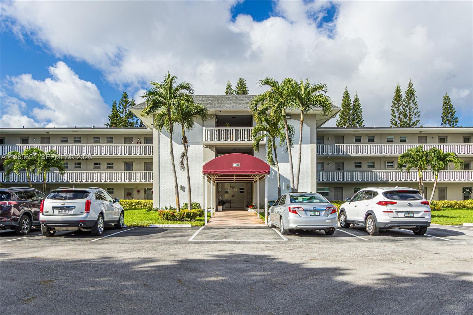 HILLCREST NO 4 CONDO - Residential