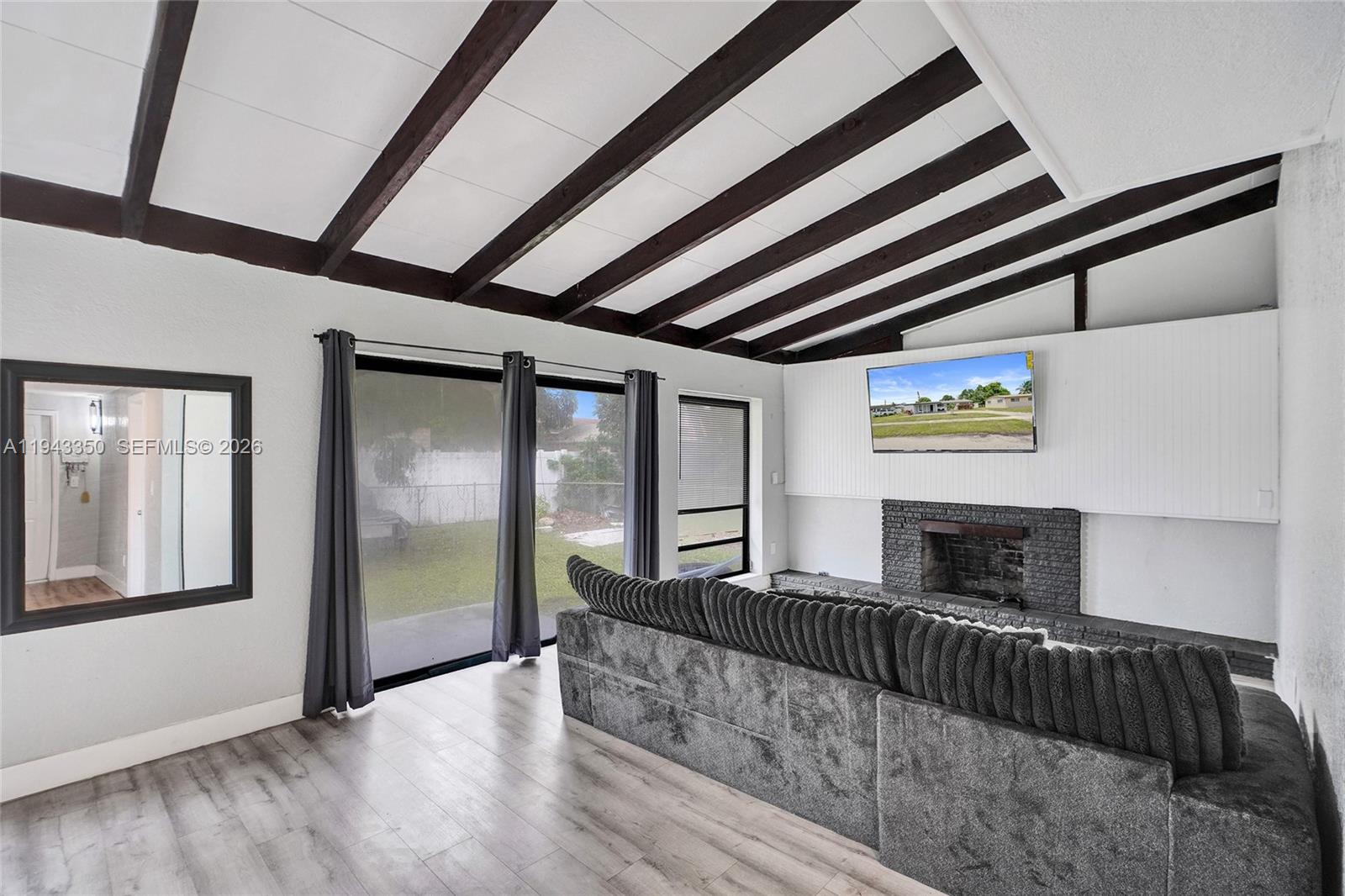 SIERRA MIRADA - Residential