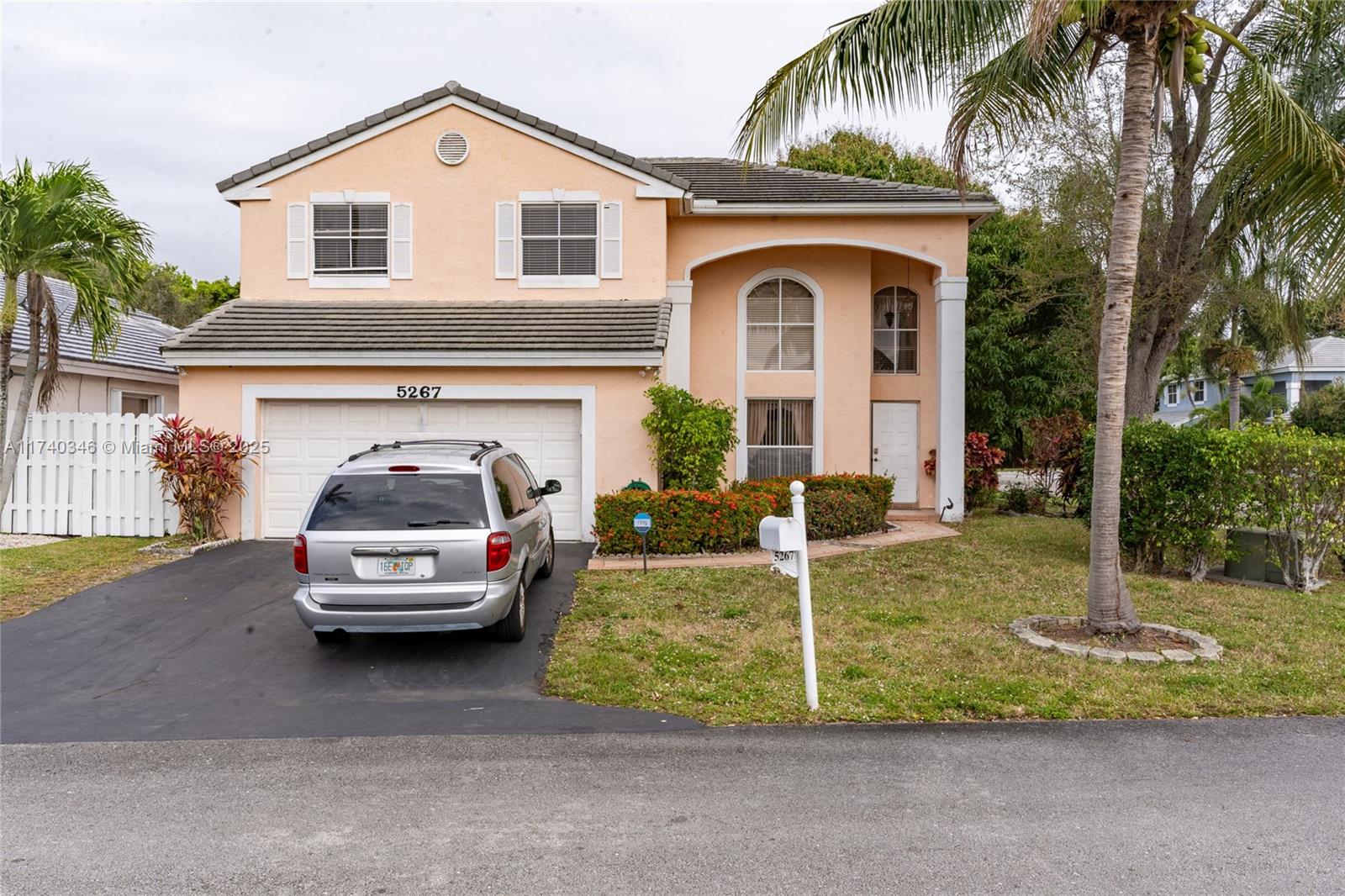 5267 Nw 55th St, Coconut Creek, Broward County, Florida - 3 Bedrooms  
3 Bathrooms - 