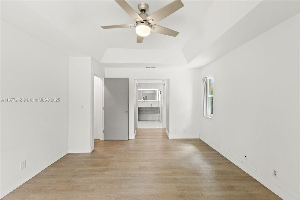WINSTON PARK - Residential