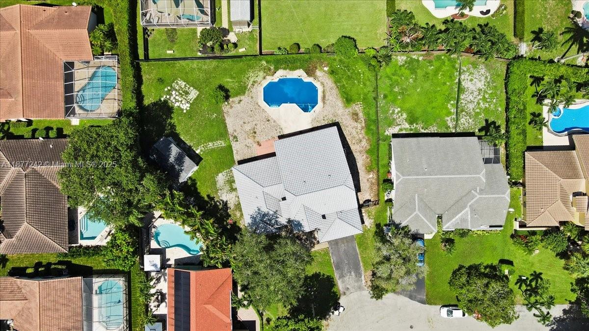 WINSTON PARK - Residential