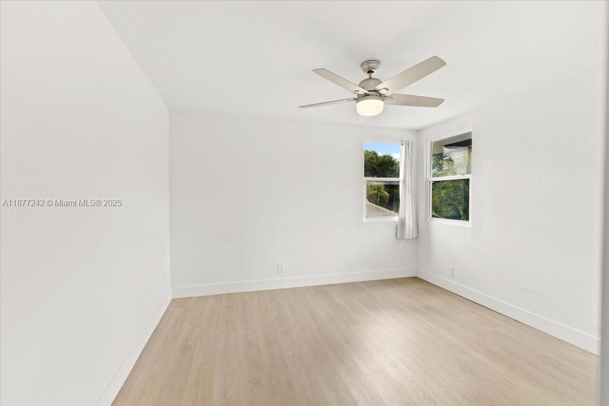 WINSTON PARK - Residential