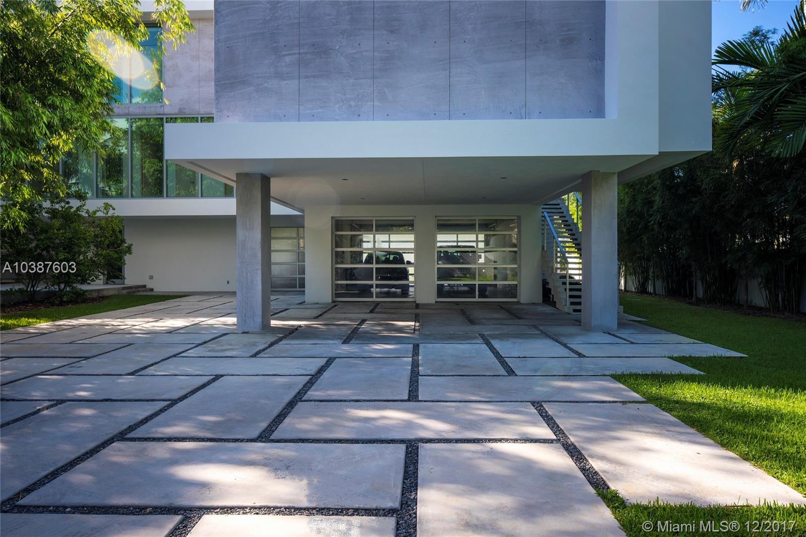 ENTRADA - Residential