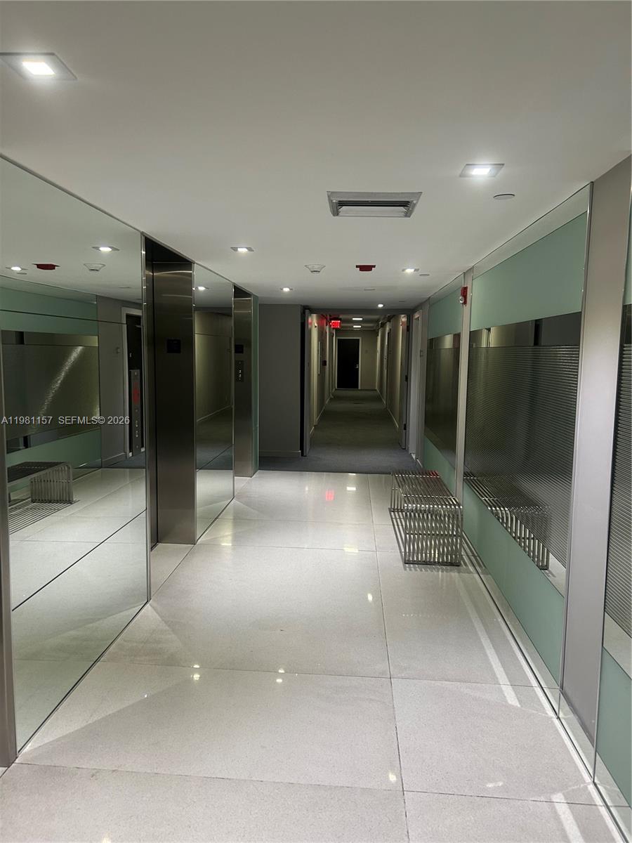 CORONADO CONDO- TOWER II - Residential Lease