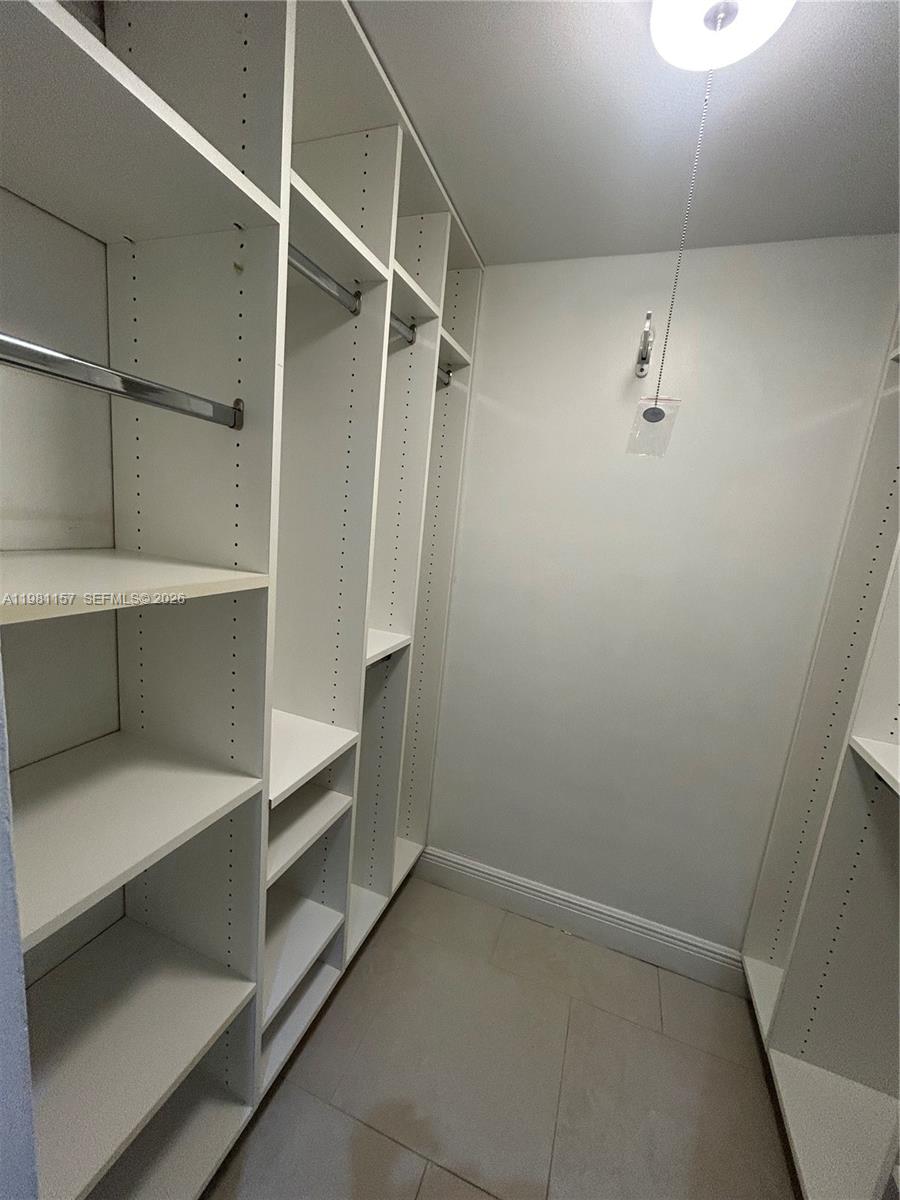 CORONADO CONDO- TOWER II - Residential Lease