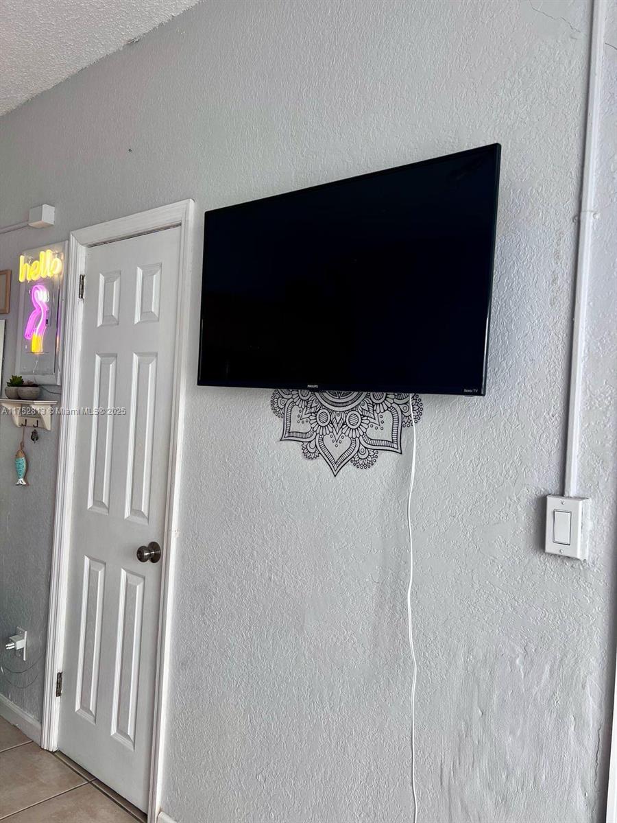 OCEAN VILLAS CONDO - Residential