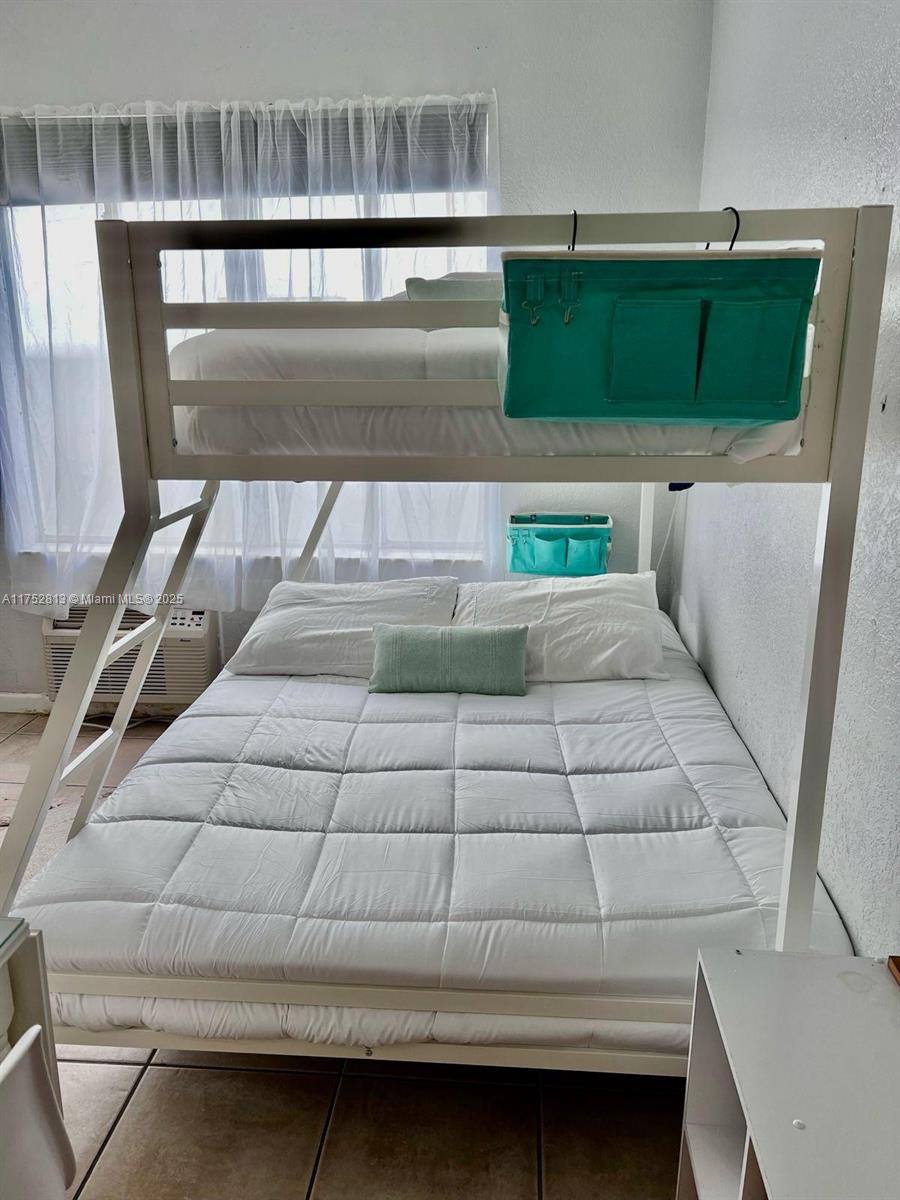 OCEAN VILLAS CONDO - Residential