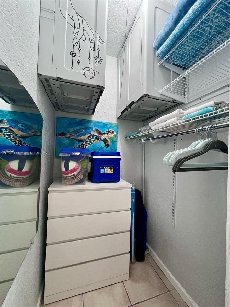 OCEAN VILLAS CONDO - Residential