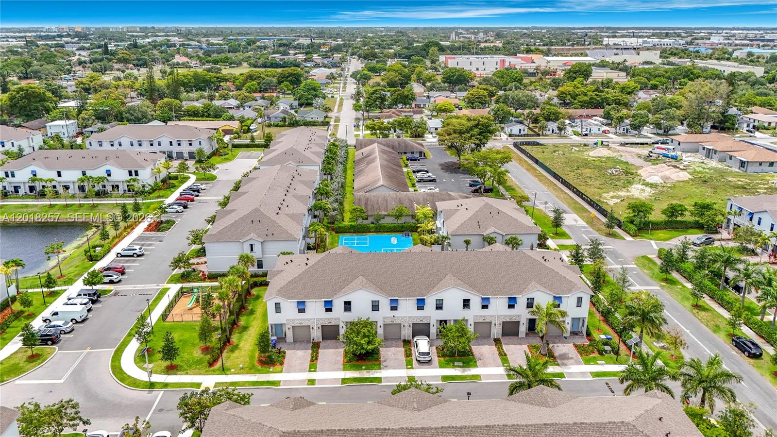 939 NW 3rd Ter 939