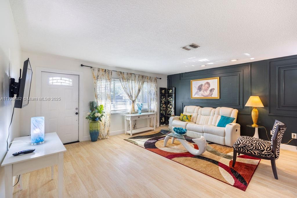 LAKE CLARKE SOUTH - Residential Lease