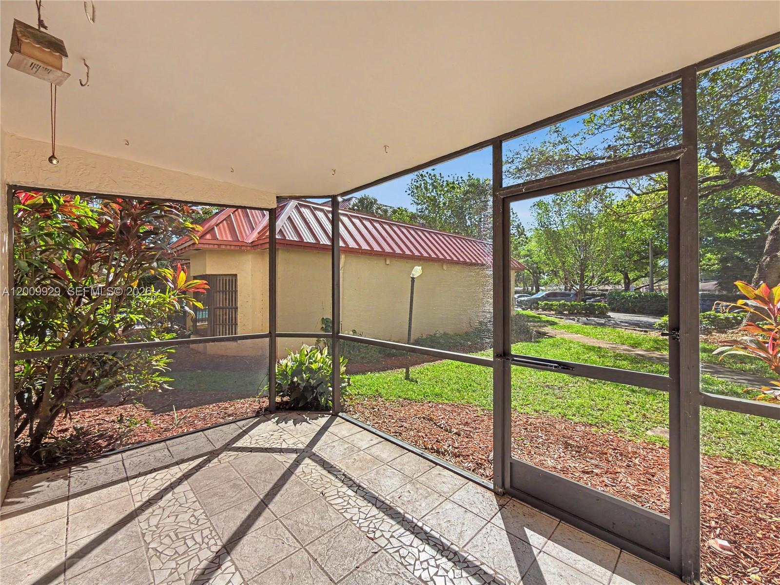 PLANTATION FOREST CONDO - Residential