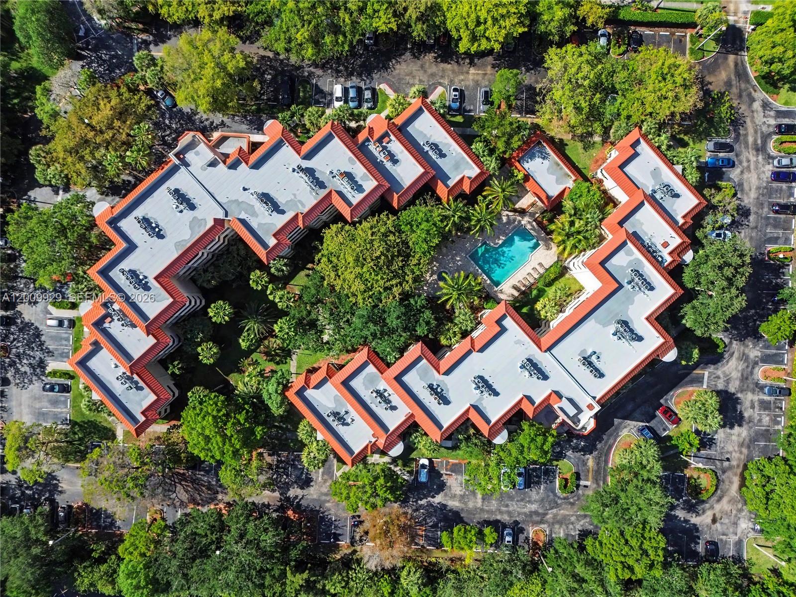 PLANTATION FOREST CONDO - Residential
