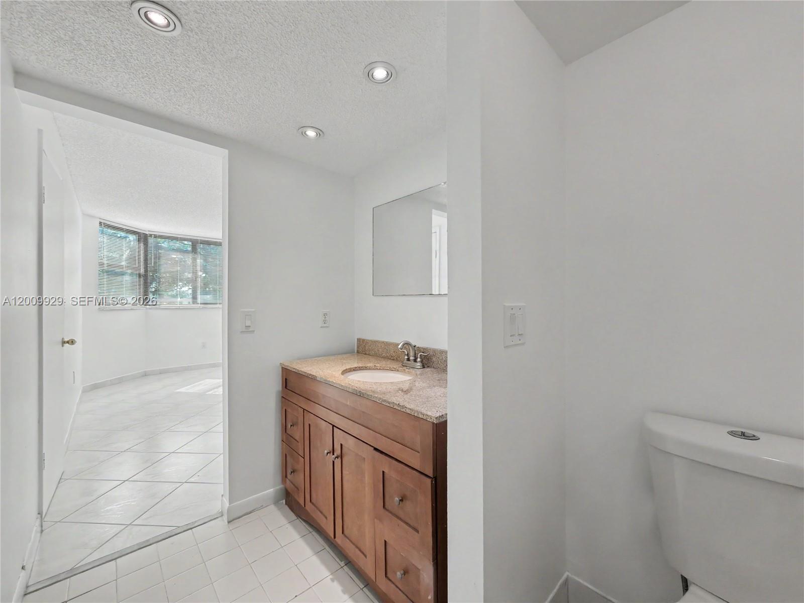 PLANTATION FOREST CONDO - Residential