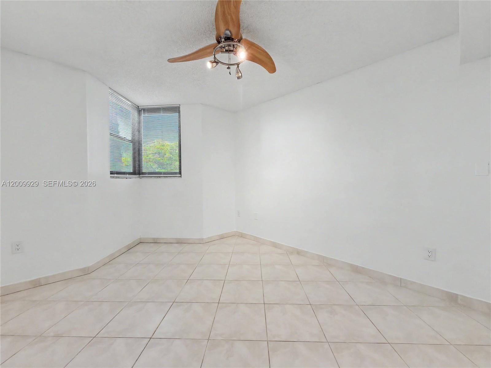 PLANTATION FOREST CONDO - Residential