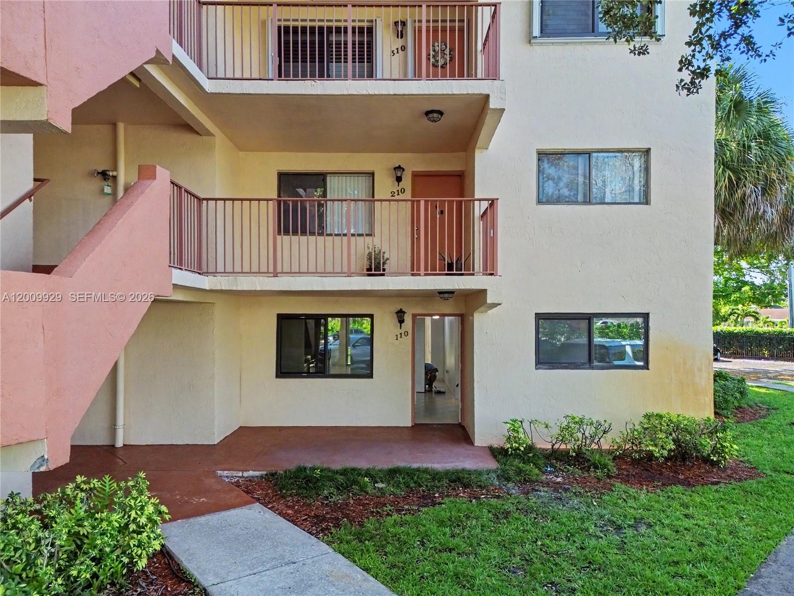 PLANTATION FOREST CONDO - Residential
