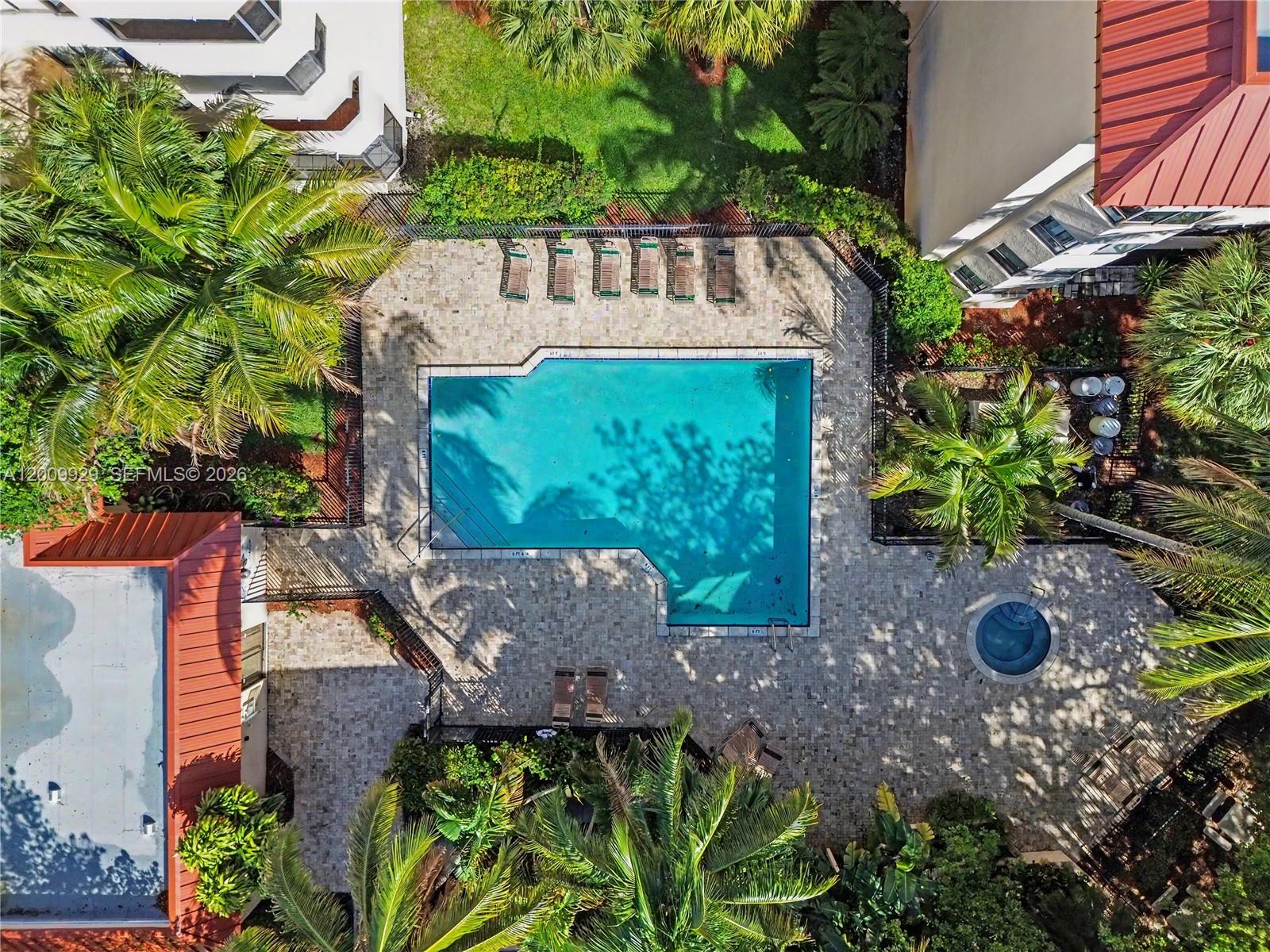 PLANTATION FOREST CONDO - Residential