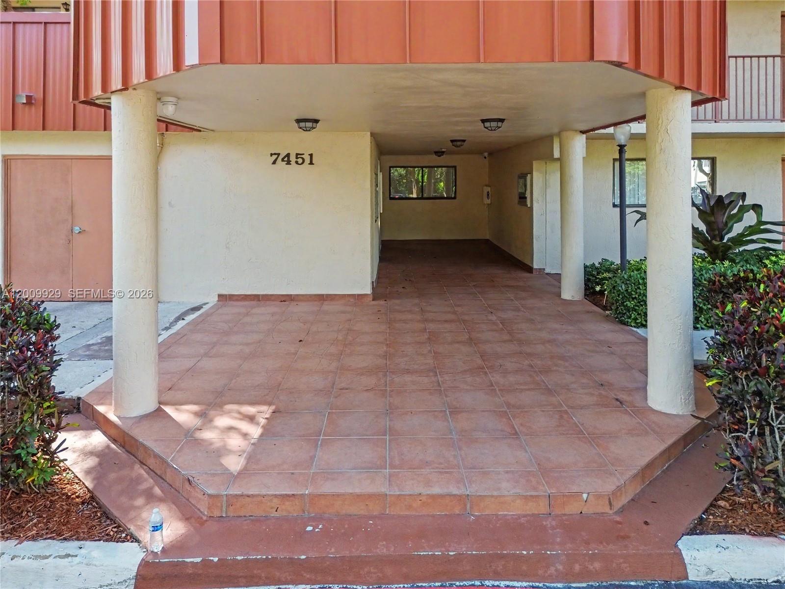 PLANTATION FOREST CONDO - Residential