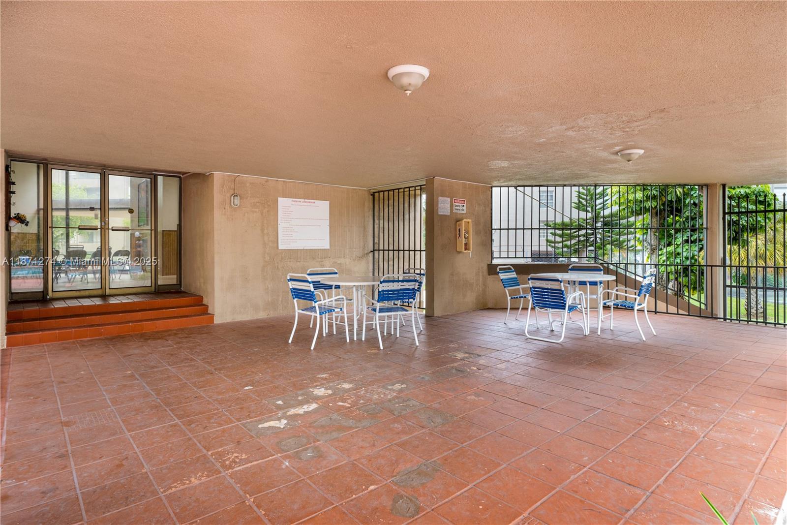 PINEBARK CONDO NO 1 - Residential