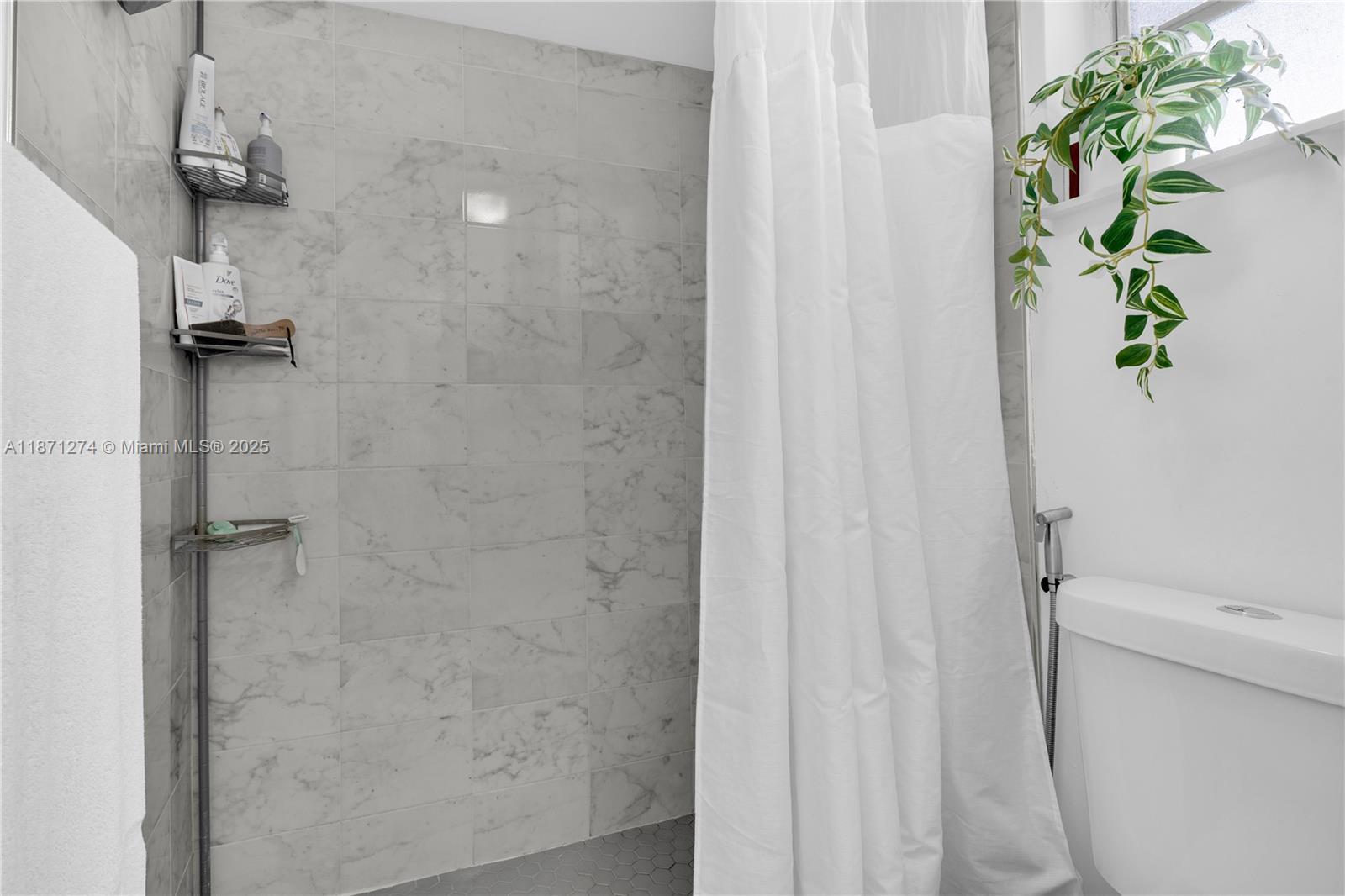 PINEBARK CONDO NO 1 - Residential