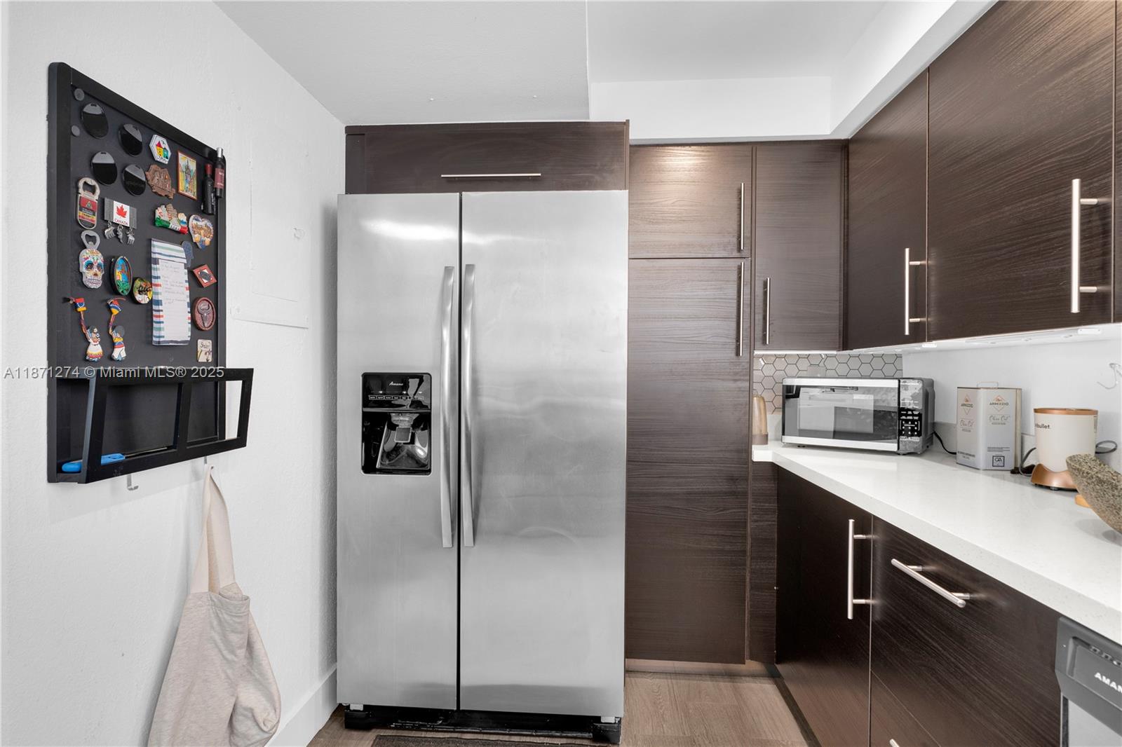 PINEBARK CONDO NO 1 - Residential