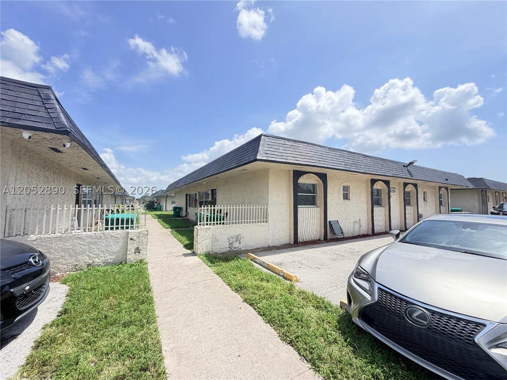 Photo of 5307 NW 23rd St #176, Lauderhill, FL 33313 (MLS # A12052890)