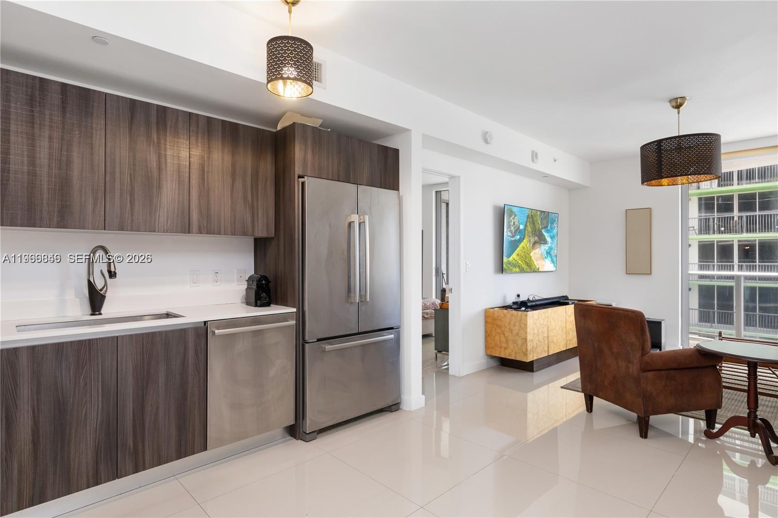 ARIA ON THE BAY CONDO - Residential