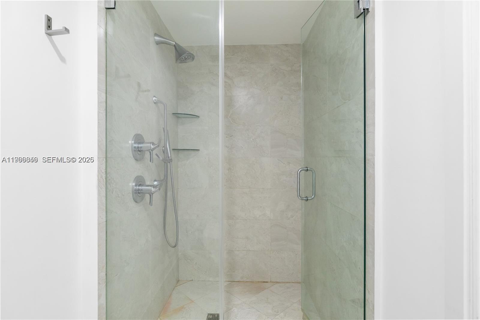 ARIA ON THE BAY CONDO - Residential