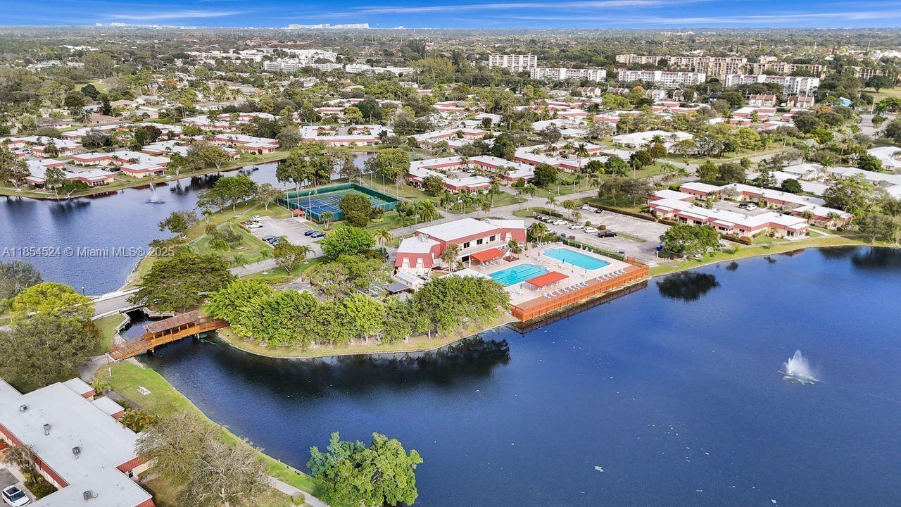 COVERED BRIDGE CONDO - Residential