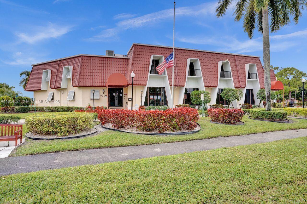 COVERED BRIDGE CONDO - Residential