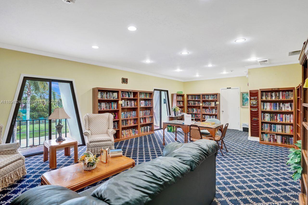 COVERED BRIDGE CONDO - Residential