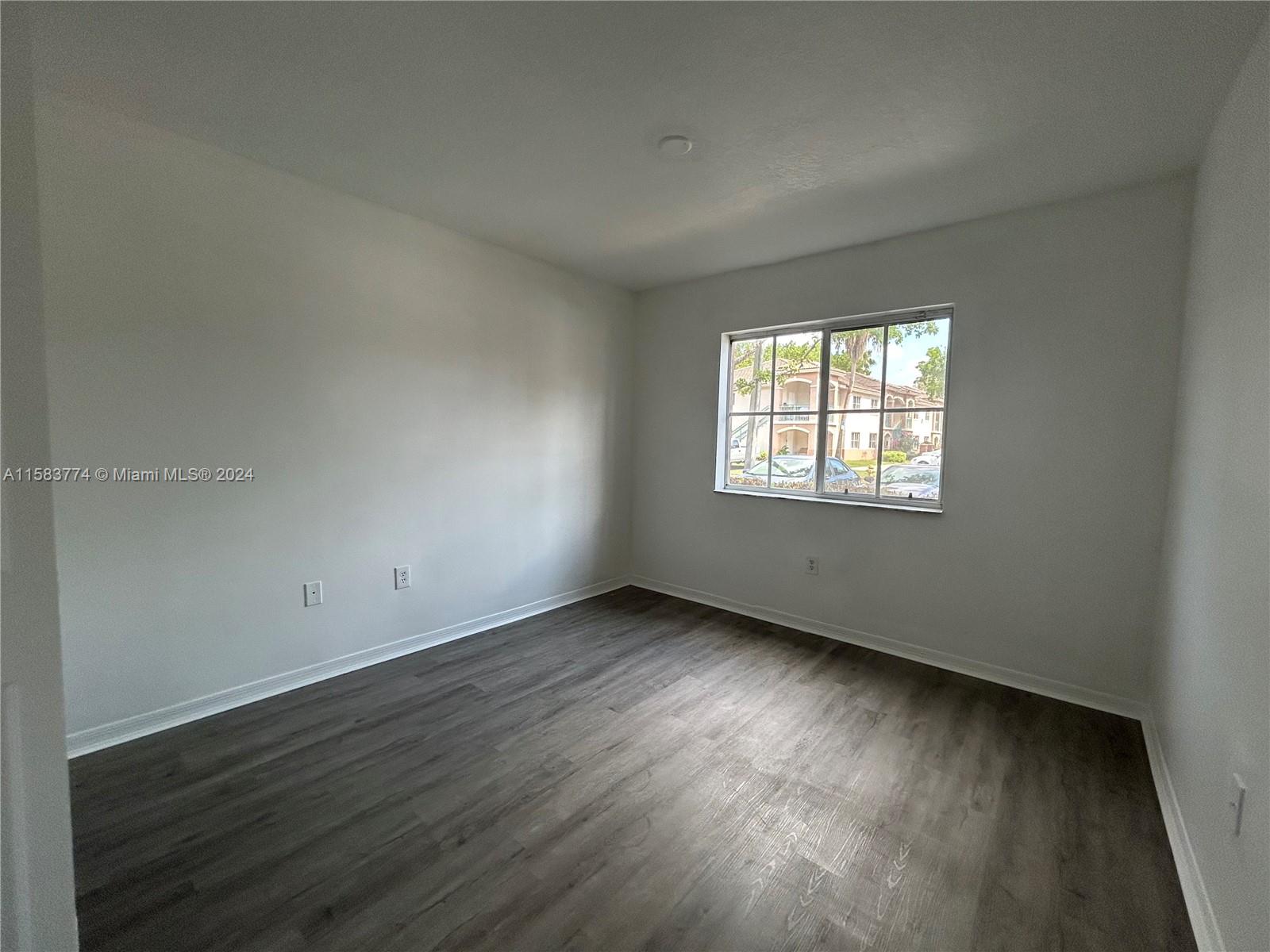 VENETIA GARDENS SOUTH CON - Residential Lease