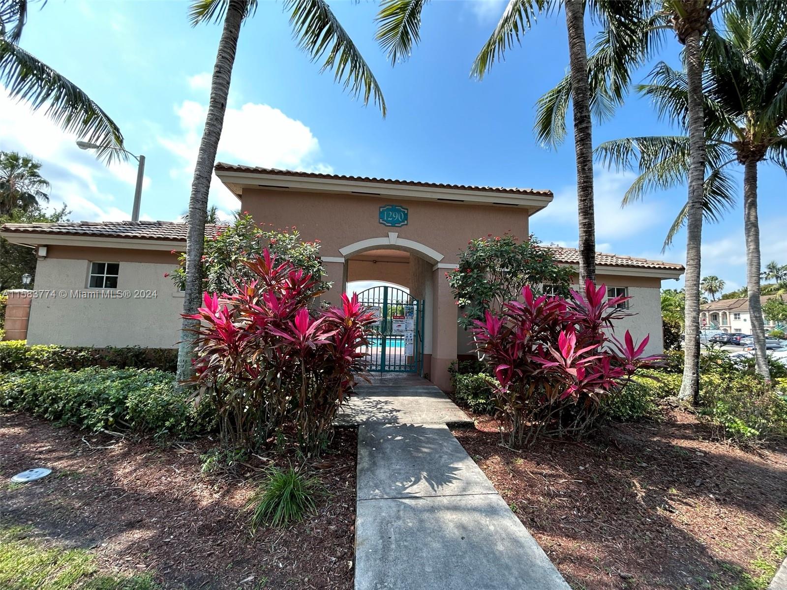 VENETIA GARDENS SOUTH CON - Residential Lease