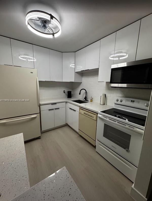 Rental Property at 9514 N Belfort Cir 112, Tamarac, Broward County, Florida - Bedrooms: 3 
Bathrooms: 2  - $2,150 MO.