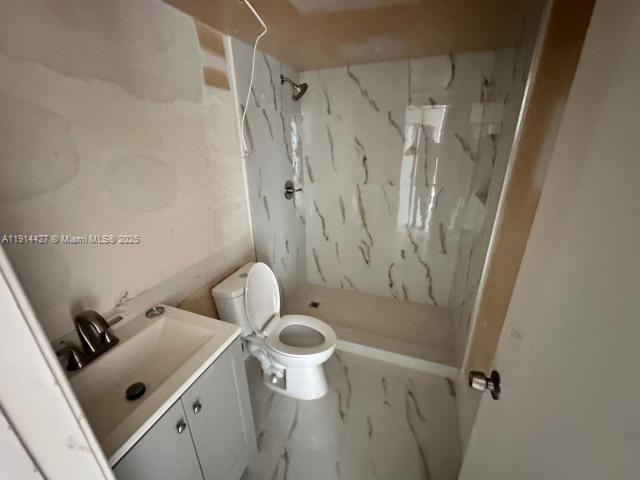 FARNHAM M CONDO - Residential