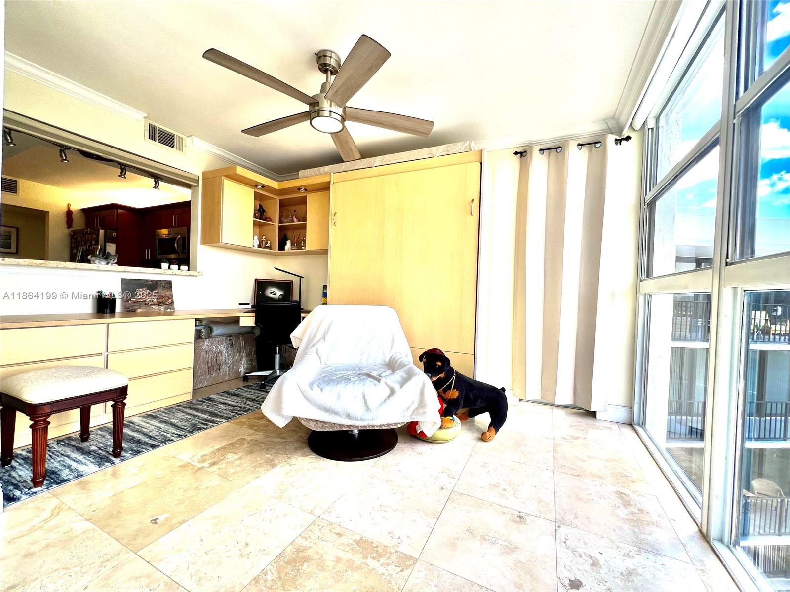 200 LESLIE CONDO - Residential