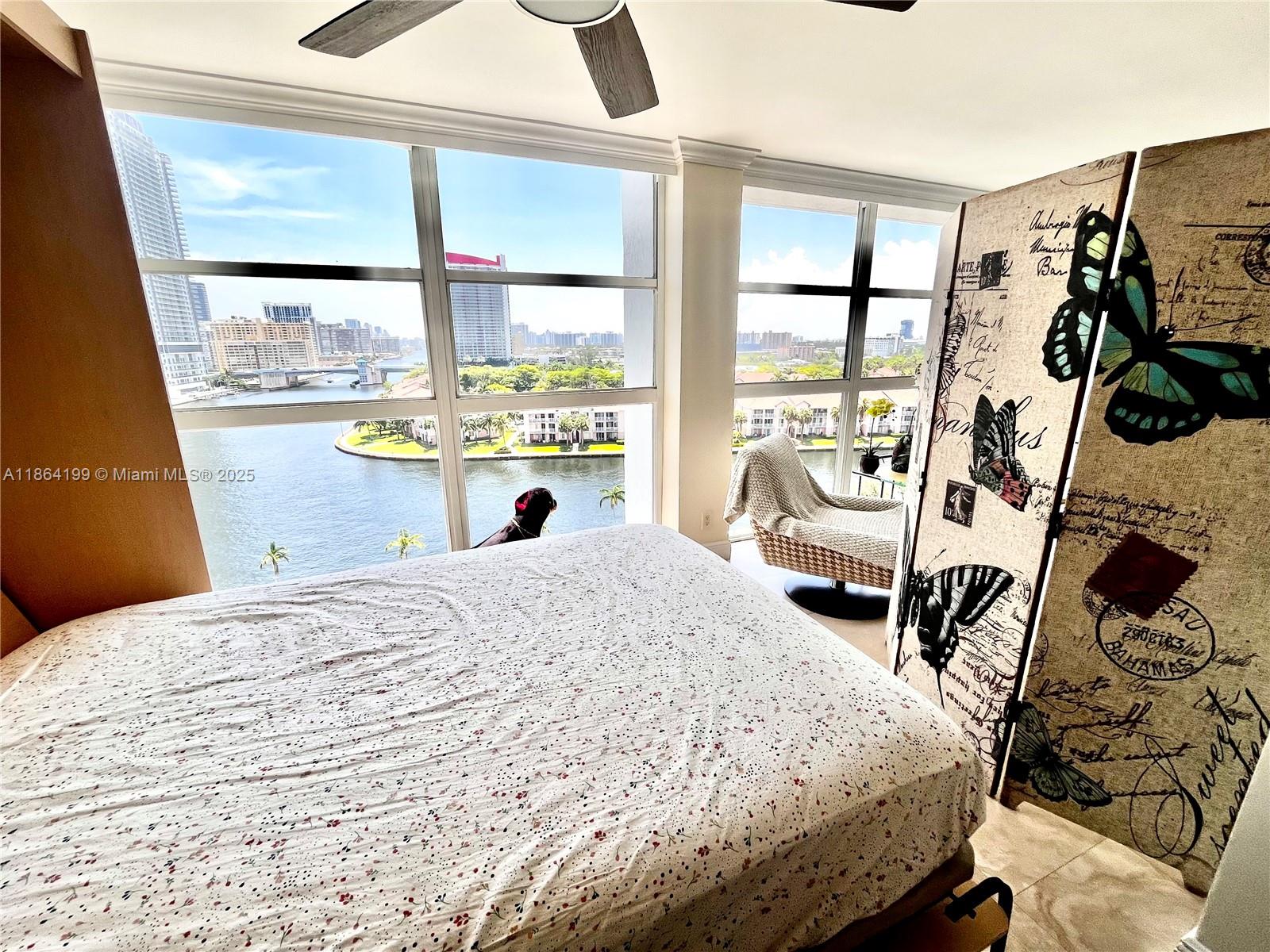 200 LESLIE CONDO - Residential