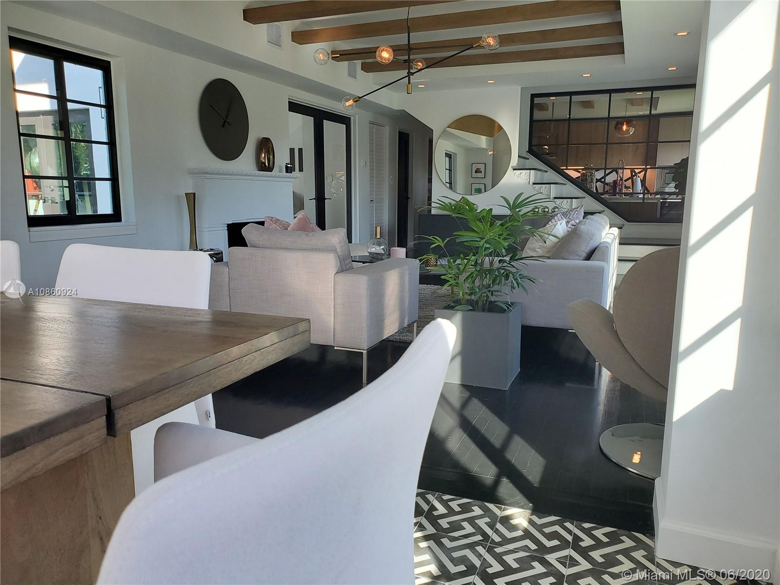 REVISED PLAT OF SHENANDOA - Residential