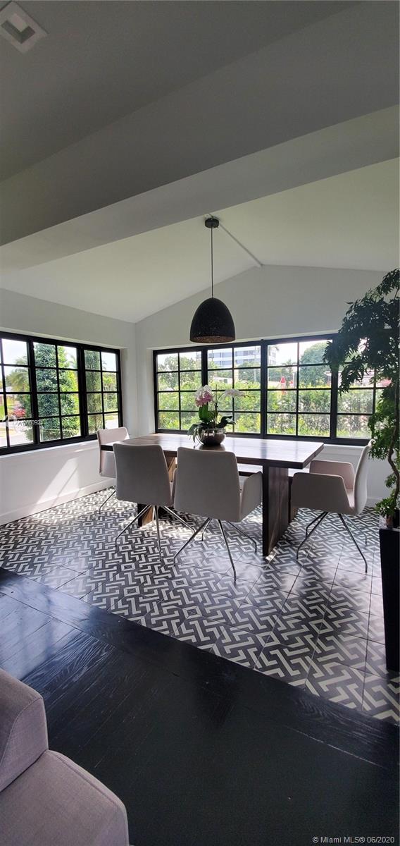 REVISED PLAT OF SHENANDOA - Residential