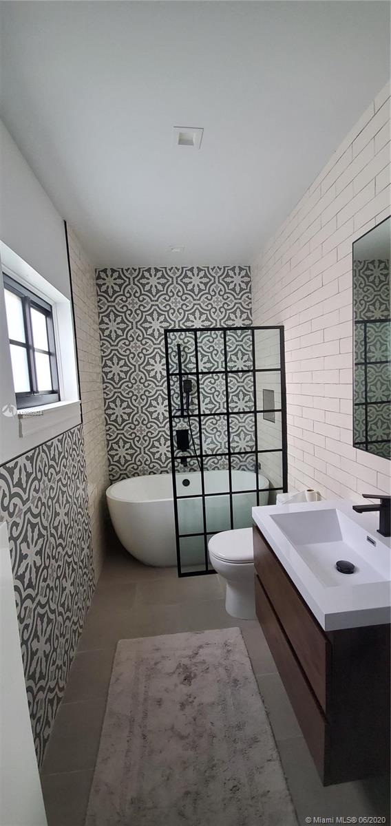 REVISED PLAT OF SHENANDOA - Residential