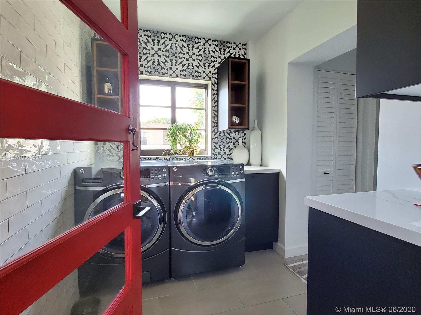 REVISED PLAT OF SHENANDOA - Residential