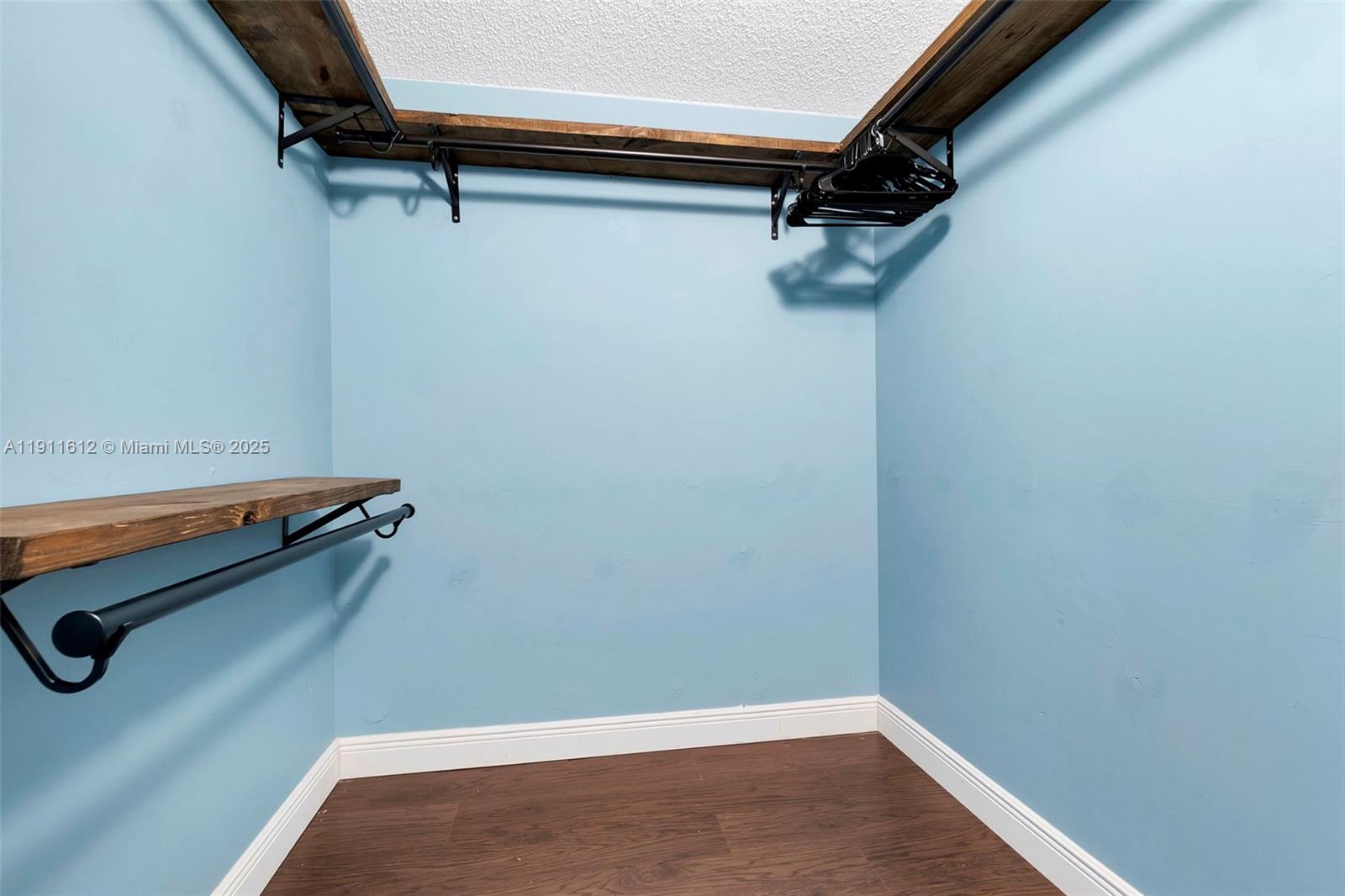 PINE RIDGE - Residential Lease