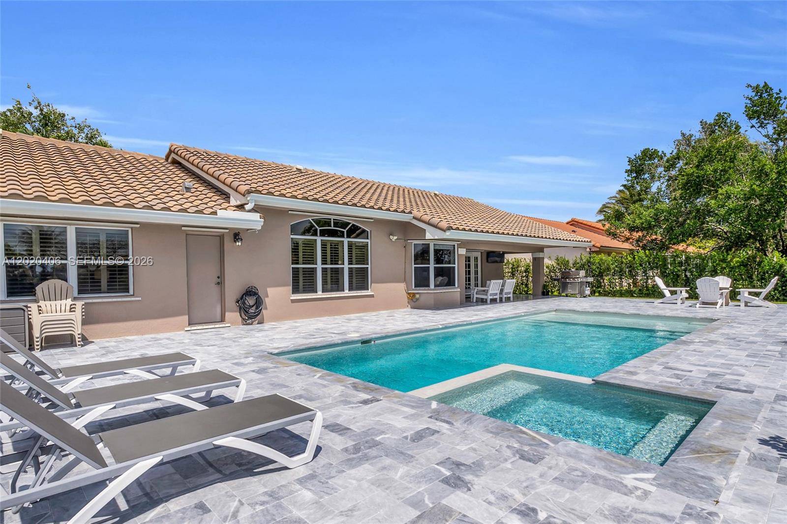 PASADENA AT CHAPEL TRAIL - Residential