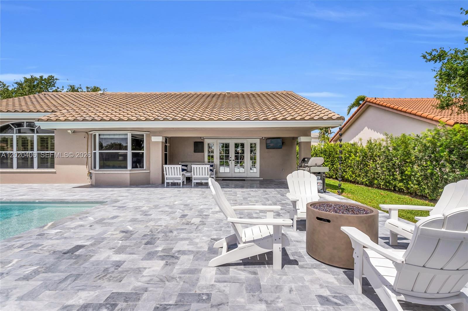 PASADENA AT CHAPEL TRAIL - Residential