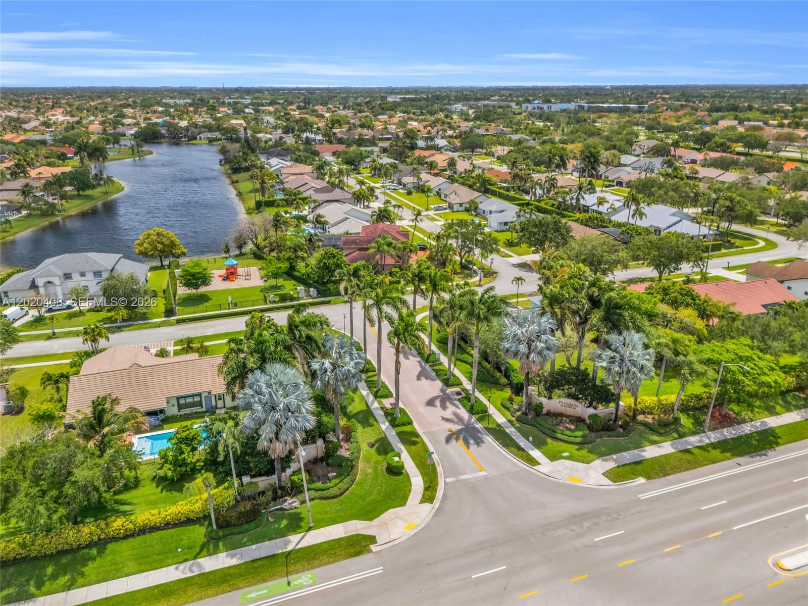 PASADENA AT CHAPEL TRAIL - Residential