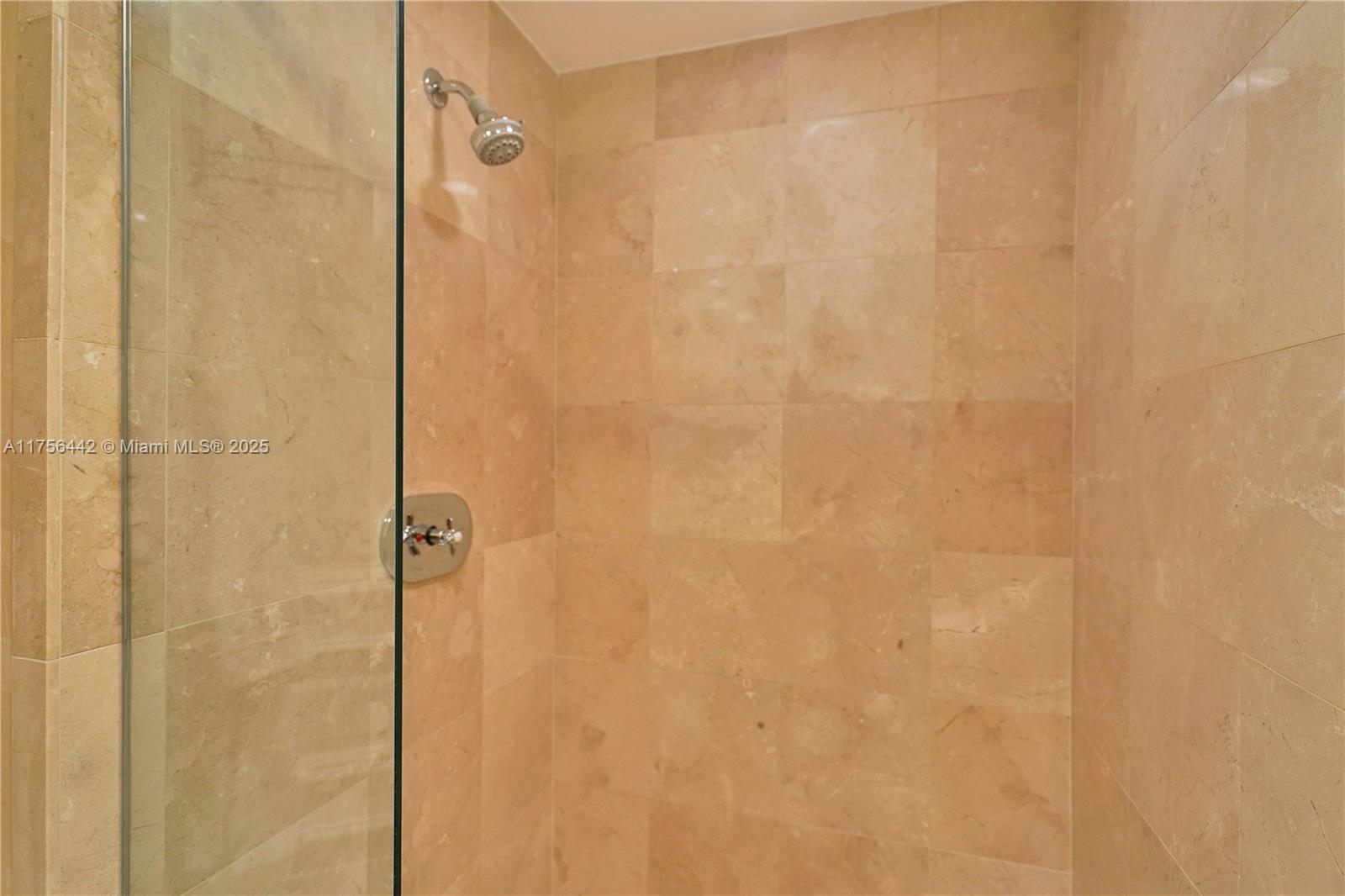 ACQUALINA - Residential