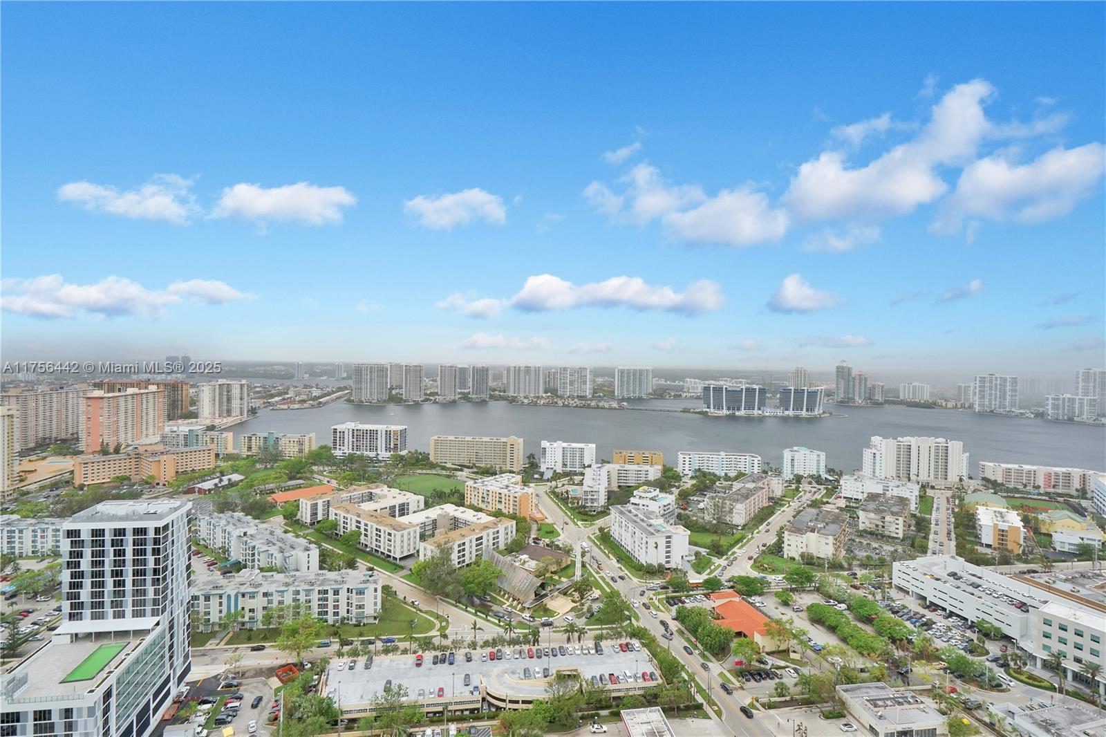 ACQUALINA - Residential