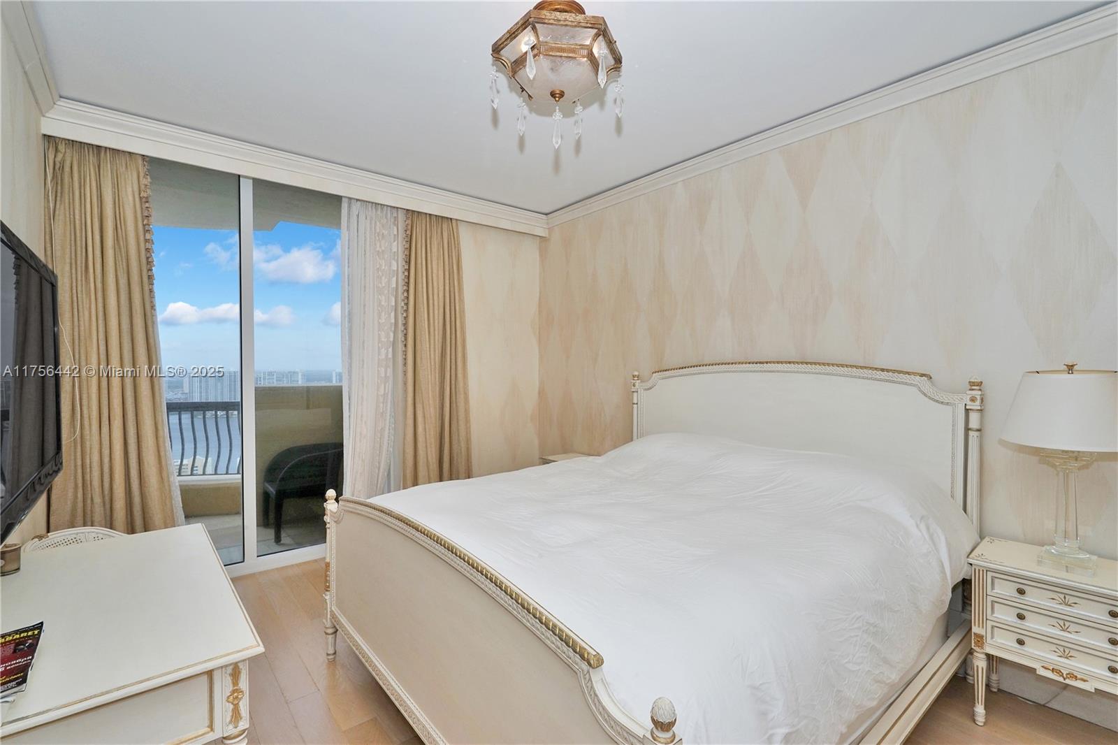 ACQUALINA - Residential