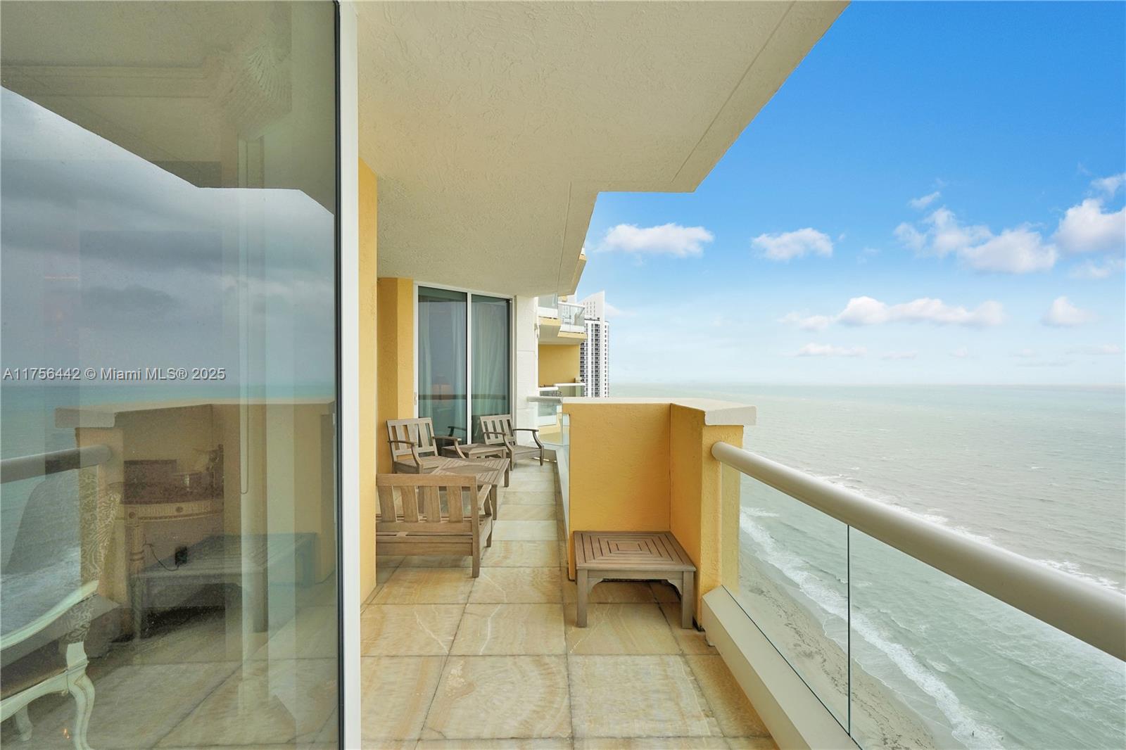 ACQUALINA - Residential