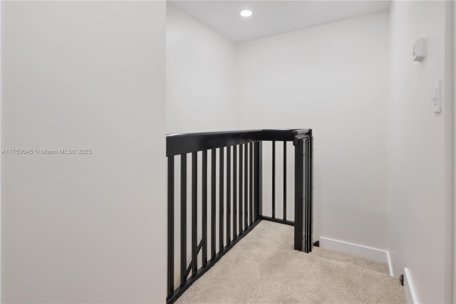 FLAMINGO GARDENS PHASE FO - Residential