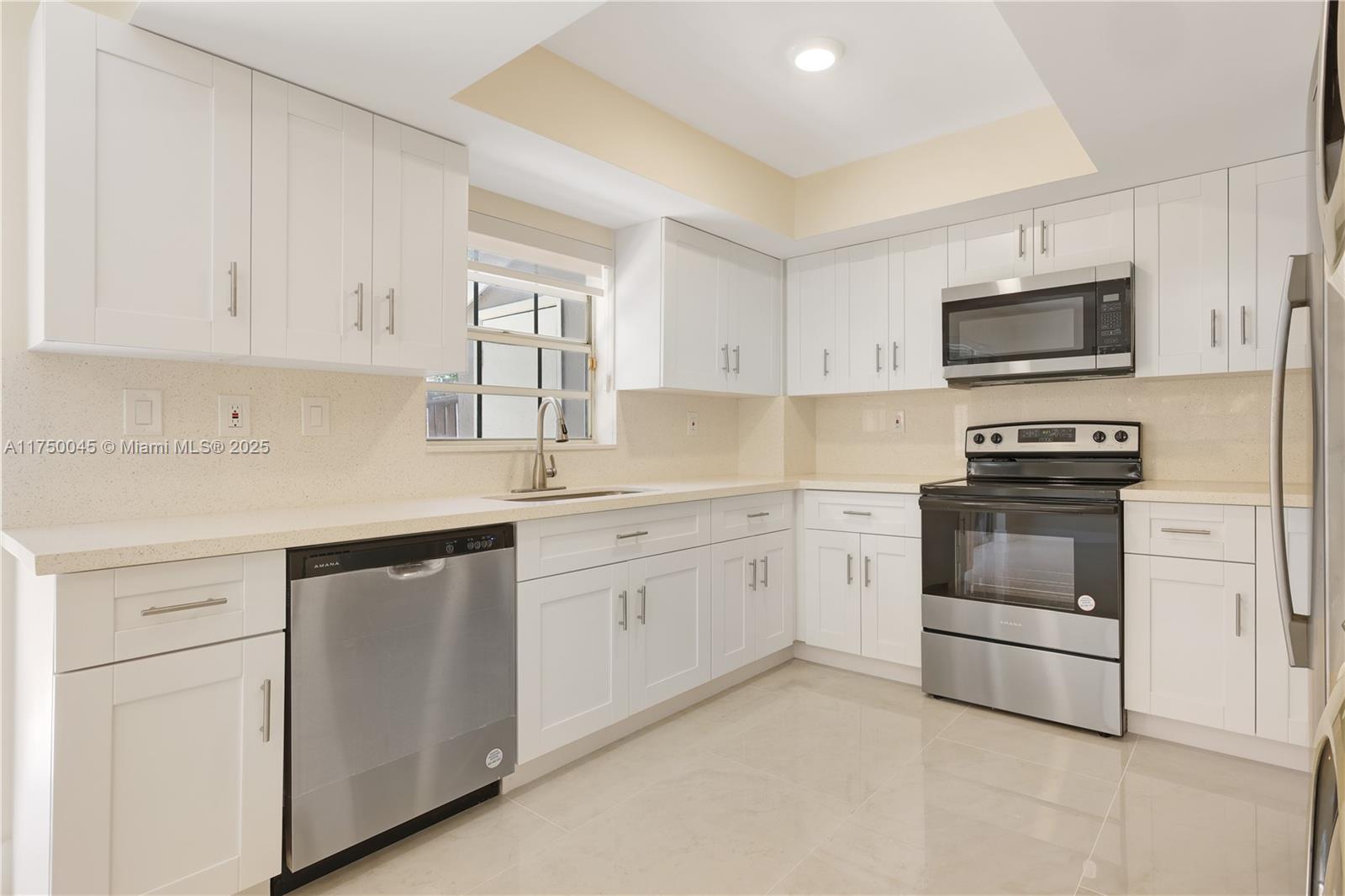 FLAMINGO GARDENS PHASE FO - Residential